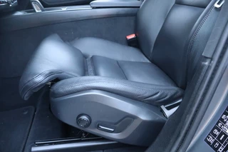 Volvo XC60 Volvo XC60 2.0 B5 Exclusive | Geen import | Schuifdak | Leer - afbeelding nr 16