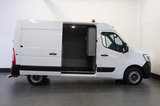 Renault Master Renault Master 2.3 dCi 135PK L2H2 EURO 6 - Airco - Cruise - Camera - € 12.950,- Excl. - afbeelding nr 17