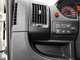Opel Movano Opel Movano 2.2D 140pk Bakwagen met Laadklep Cruise Control Meubelbak Airco - afbeelding nr 24