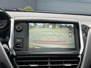 Peugeot 208 Peugeot 208 1.2 PureTech Allure Navi,Pano,Camera,Clima,Cruise,Apple Carplay,N.A.P,110pk,APK tot 09-2026 - afbeelding nr 15