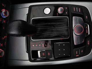 Audi A6 Audi A6 2.0 TFSI quattro S line | Stoelverwarming |  Trekhaak | Leder/Alcantara | Camera | Navigatie | Achterbankverwarming | 20'' lichtmetalen velgen | Xenon | Parkeerhulp | Bluetooth - afbeelding nr 19