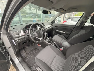 Suzuki Vitara Suzuki Vitara 1.0 Boosterjet Select | Trekhaak | All Season Banden - afbeelding nr 14