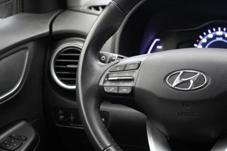 Hyundai Kona Hyundai Kona Electric Comfort 64 kWh - Carplay, Camera, Cruise, Trekhaak - afbeelding nr 13