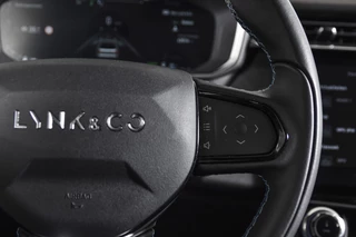 Lynk & Co 01 | 360 Camera | 7.4 kWh Boordlader | S/K-panodak | Adapt. Cruise | Memory | Elek. klep | LM 20