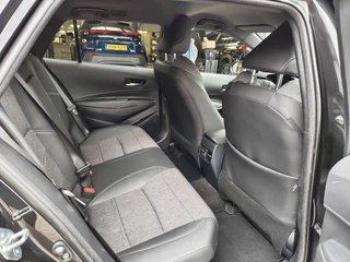 Toyota Corolla Touring Sports Toyota Corolla Touring Sports 1.8 Hybrid Business Plus | Navi | Keyless Entry | Stoelverwarmin - afbeelding nr 29