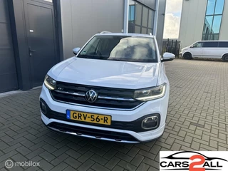 Volkswagen T-Cross Volkswagen T-Cross 1.5 TSI / DSG / R-Line 2022 150PK - afbeelding nr 1