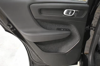 Volvo XC40 Volvo XC40 T2 129pk Aut. Momentum | Navigation Tech - afbeelding nr 17
