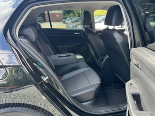 Volkswagen Golf Volkswagen Golf 1.5 TSI LIFE BUSINESS LED/PDC/CARPLAY/TREKHAAK - afbeelding nr 12