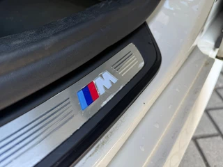 BMW 5 Serie BMW 5-serie 520i High Executive M-Sport Pano Memory - afbeelding nr 28