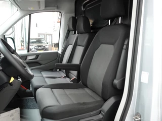 Volkswagen Crafter Volkswagen Crafter 102pk L3H2 / L2H1 Comfortline Executive+ Navigatie Cruise control Parkeersensoren Airco Euro6 - afbeelding nr 2