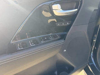 Kia e-Niro Kia e-Niro ExecutiveLine 64 kWh 3 FASE LADEN + FULL OPTIONS - afbeelding nr 8
