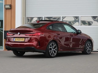 BMW 2 Serie BMW 2-serie Gran Coupé 218i High Executive M-sport | Panoramadak - afbeelding nr 23