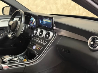 Mercedes-Benz C-Klasse Mercedes-Benz C-klasse 300 de Premium Plus Pack AMG Night | Pano | Keyless | Multibeam | Stoelverwarming - afbeelding nr 13