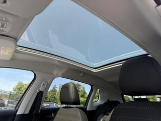 Peugeot 2008 Peugeot 2008 1.2 PureTech Allure Pano,Navi,Trekhaak,Pdc,Clima,Cruise,110pk,Lmv,Apk tot 12-2025 - afbeelding nr 18