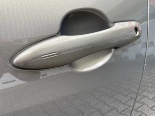 Toyota Yaris Toyota Yaris 1.5 Hybrid 115 First Edition | Navi | Keyless entry + start | Ap - afbeelding nr 5