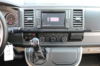Volkswagen Transporter Volkswagen Transporter 2.0 TDI L2 H1 150pk DC 4-Motion Automaat Airco Led Trekhaak Camera - afbeelding nr 26
