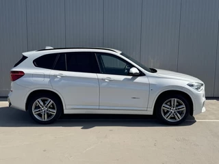 BMW X1 BMW X1 xDrive20i Executive M-Sport|Trekhaak|NL-Auto - afbeelding nr 34