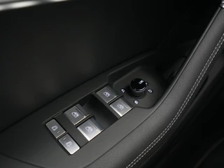 Audi A6 Audi A6 Avant 55 TFSI e quattro S edition Competition Panorama Navigatie Trekhaak Acc Memory Camera B&O 80 - afbeelding nr 24