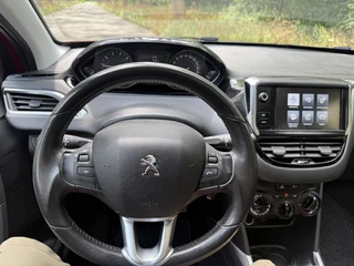 Peugeot 2008 Peugeot 2008 1.2 PureT. Blue Lion airco navi pano - afbeelding nr 10