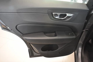 Volvo XC60 Volvo XC60 T8 390pk AWD Inscription | Schuifdak | Harman/Kardon | 360 | Hea - afbeelding nr 19