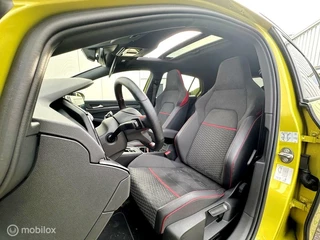Volkswagen Golf Volkswagen Golf 2.0 GTI Clubsport Nieuwstaat! BTW/PANO/IQ - afbeelding nr 15