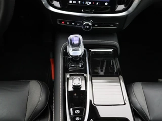 Volvo V60 Volvo V60 T6 PLUG-IN HYBRID LONG RANGE PLUS DARK SCHUIFDAK TREKHAAK H/K AU - afbeelding nr 34