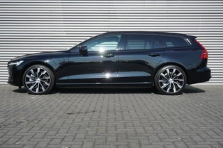Volvo V60 Volvo V60 T6 PHEV Plus Dark ORG.NL! | TREKHAAK | HARMAN KARDON | PANO! - afbeelding nr 2