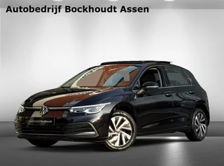 Volkswagen Golf 1.4 eHybrid Style | Panorama Dak | Sfeerverlichting | Navigatie