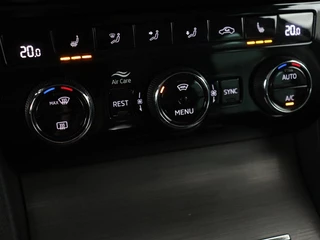 Škoda Superb Skoda Superb 1.4 TSI iV Business Edition Plus | Panoramadak |  Stoel & stuurverwarming | Adaptive cruise | Virtual Cockpit | Canton Sound | Memory | Carplay | Achterbankverwarming | Navigatie - afbeelding nr 31