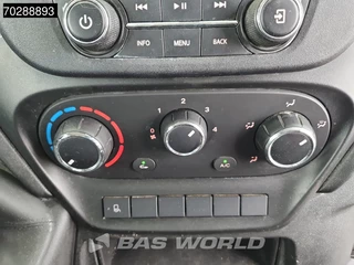 Iveco Daily Iveco Daily 35C16 3.0L Open Laadbak met Kist Dubbel Cabine Dubbellucht 3,5t Trekhaak Airco Euro6 Pritsche Pickup Open Box 2m3 Airco Trekhaak - afbeelding nr 16