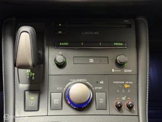 Lexus CT Lexus CT 200h Luxury Line Leer|LED|Camera|Trekhaak - afbeelding nr 10