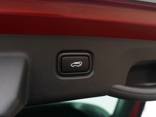 Kia Sportage Kia Sportage 1.6 T-GDi Plug-in Hybrid AWD DynamicPlusLine | Carplay | Adaptive cruise | Trekhaak - afbeelding nr 44