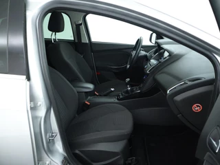 Ford Focus Ford Focus 1.0 Titanium Edition Navi | Camera | Trekhaak - afbeelding nr 11