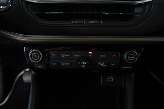 Jeep Compass Jeep Compass 4xe 240 Hybrid| Org NL|1Ste Eig|SRT|Upland MY2023|HD Edition 1 of 1|Uniek|Dealer Onderhouden - afbeelding nr 19