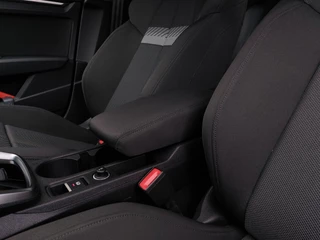 Audi A3 35 TFSI 150pk Business Edition | Origineel NL | Apple Carplay+Android Auto | Clima | Cruise | Led Koplampen | Pdc | Rijstrook+Licht+Regensensor | 17''lm - afbeelding nr 25
