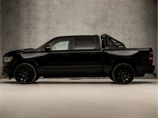 Dodge Ram 1500 Dodge Ram 1500 5.7 V8 4x4 Crew Cab Laramie 402Pk Automaat (PANORAMADAK, LUCHTVERING, GROOT NAVI, STOELKOELING, MEMORY SEATS, HARMAN/KARDON, TREKHAAK, STOELVERWARMING ACHTER, APPLE CARPLAY, NIEUWSTAAT) - afbeelding nr 2