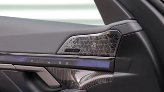 BMW 5 Serie BMW 5 Serie Touring 550e xDrive M-Sport Pro | Stoelventilatie | Bowers & Wilkins | M Onderstel Professional | Panormadak | Trekhaak - afbeelding nr 9