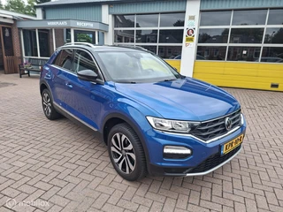 Volkswagen T-Roc 1.5 TSI ACTIVE