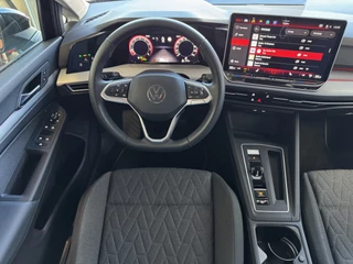 Volkswagen Golf Volkswagen Golf ✅1.5eTSI 150 PK✅ EDITION LED CARPLAY NAVI CAMERA STOEL/STUUR VERW KEYLESS MHEV 