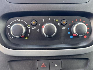 Renault Trafic Renault Trafic 2.0 dCi 145 T29 L2H1 DC Luxe Climate control Cruise control Navigatie Apple carplay - afbeelding nr 5