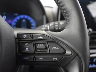 Toyota Yaris Cross Toyota Yaris Cross 1.5 Hybrid 130 Executive | Stuur en Stoelverwarming | PDC V+A | - afbeelding nr 19