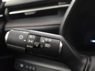 Lexus LBX Lexus LBX 1.5 Hybrid Elegant Tech Pack | Stuur en Stoelverwarming | - afbeelding nr 25