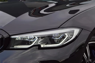 BMW 3 Serie BMW 3 Serie 330e Touring M Sport / Panodak / Leer / Trekhaak / Head-up/ Laser/Harman Kardon - afbeelding nr 11