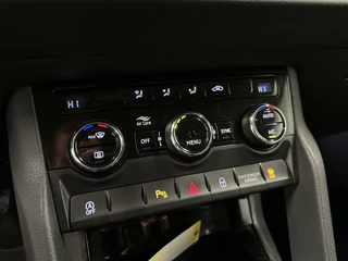 Škoda Karoq Skoda Karoq 1.0 TSI Business Edition Plus CAMERA NAVI CARPLAY - afbeelding nr 25