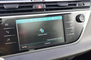Citroën Grand C4 Picasso Citroen Grand C4 Picasso 1.2 130PK Shine | Sable | Panorama/Massagestoelen/Carplay/Camera/Trekhaak - Chique & Compleet! - afbeelding nr 29