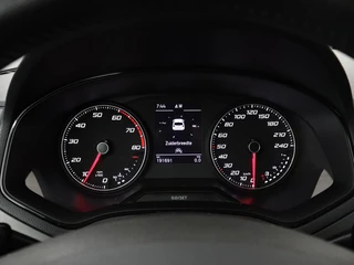 SEAT Ibiza SEAT Ibiza 1.0 TSI Style Intens | Carplay | Trekhaak |  Navigatie | Climate control | Camera | Cruise control | Parkeerhulp | Bluetooth - afbeelding nr 14