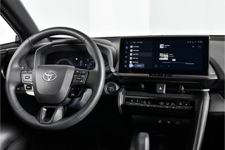 Toyota C-HR Toyota C-HR 2.0 Hybrid 200 Dynamic | Dig. Cockpit | Adapt. Cruise | Stoel-+Stuurverw. | PDC | Camera | NAV + App. Connect | ECC | LM 18