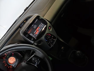 Peugeot 108 Peugeot 108 1.0 e-VTi Active / Camera / CarPlay / Airco / NL Auto - afbeelding nr 26