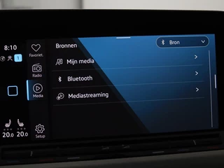 Volkswagen Golf Volkswagen Golf 1.0 TSI Life | Stoel & stuurverwarming | Carplay |  Adaptive cruise | Navigatie | Sfeerverlichting | Full LED | Parkeerhulp | Getint glas - afbeelding nr 24