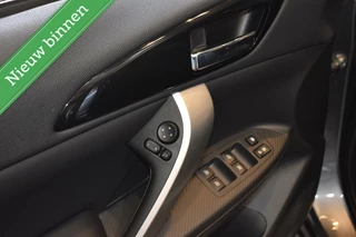 Mitsubishi Eclipse Cross Mitsubishi Eclipse Cross 2.4 PHEV Prestige 360°CAMERA/PANODAK/LEDER/STOELVW./ETC.! - afbeelding nr 18
